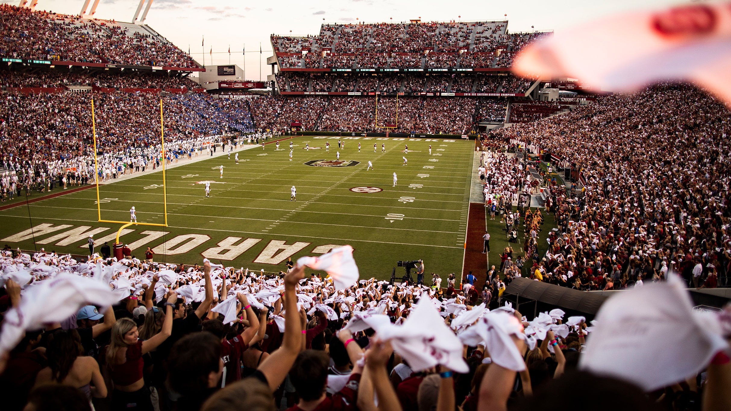 Univ of South Carolina Gamecocks Football vs. Kentucky Wildcats Football